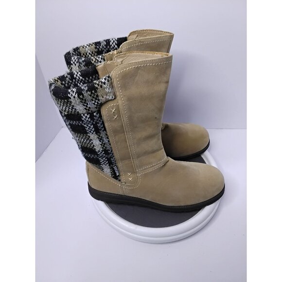 Tan Mid-Calf Winter Boots With Plaid Knit Cuffs Faux Suede Upper Faux Fur Lining - Picture 7 of 8